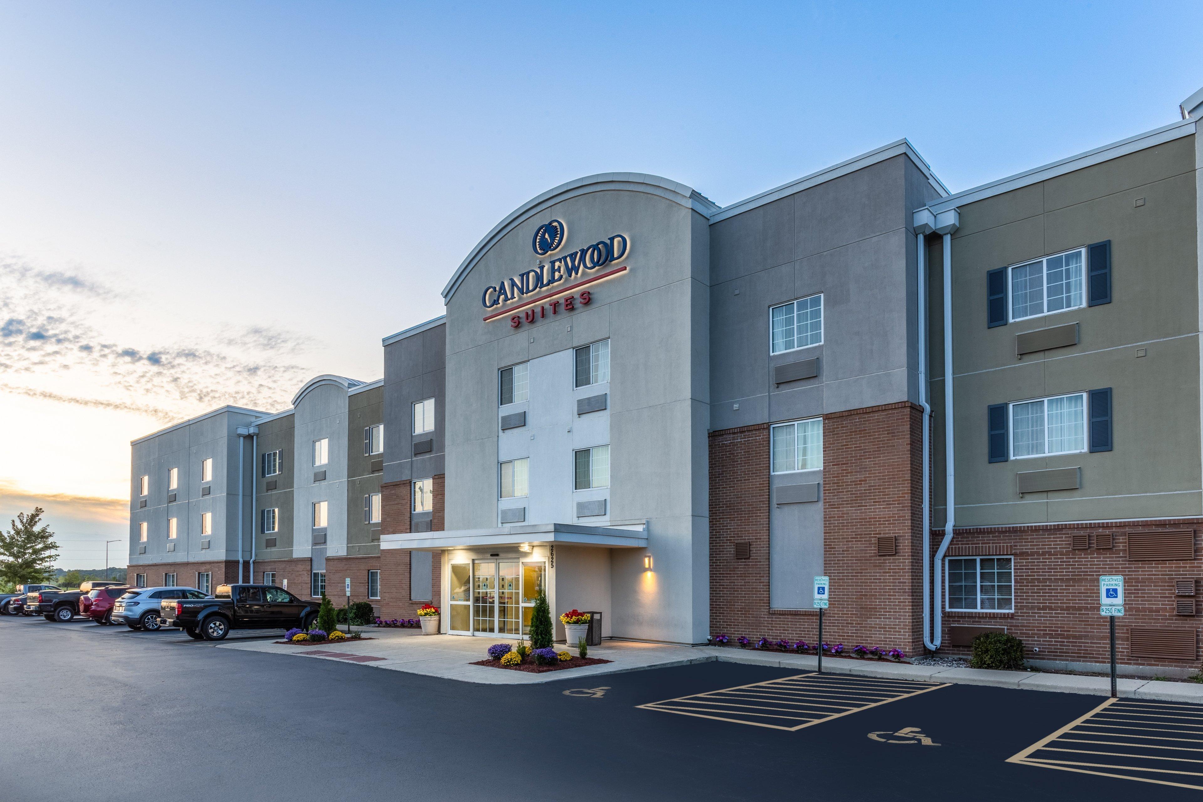 Candlewood Suites Aurora-Naperville By Ihg Dış mekan fotoğraf